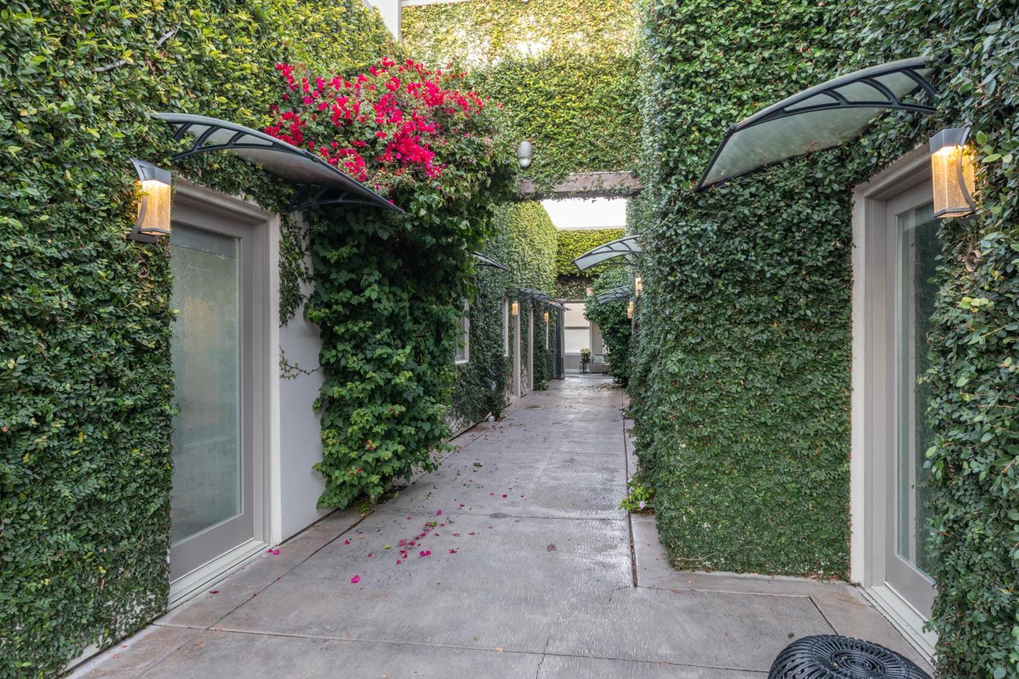 R Inn Napa Exterior photo