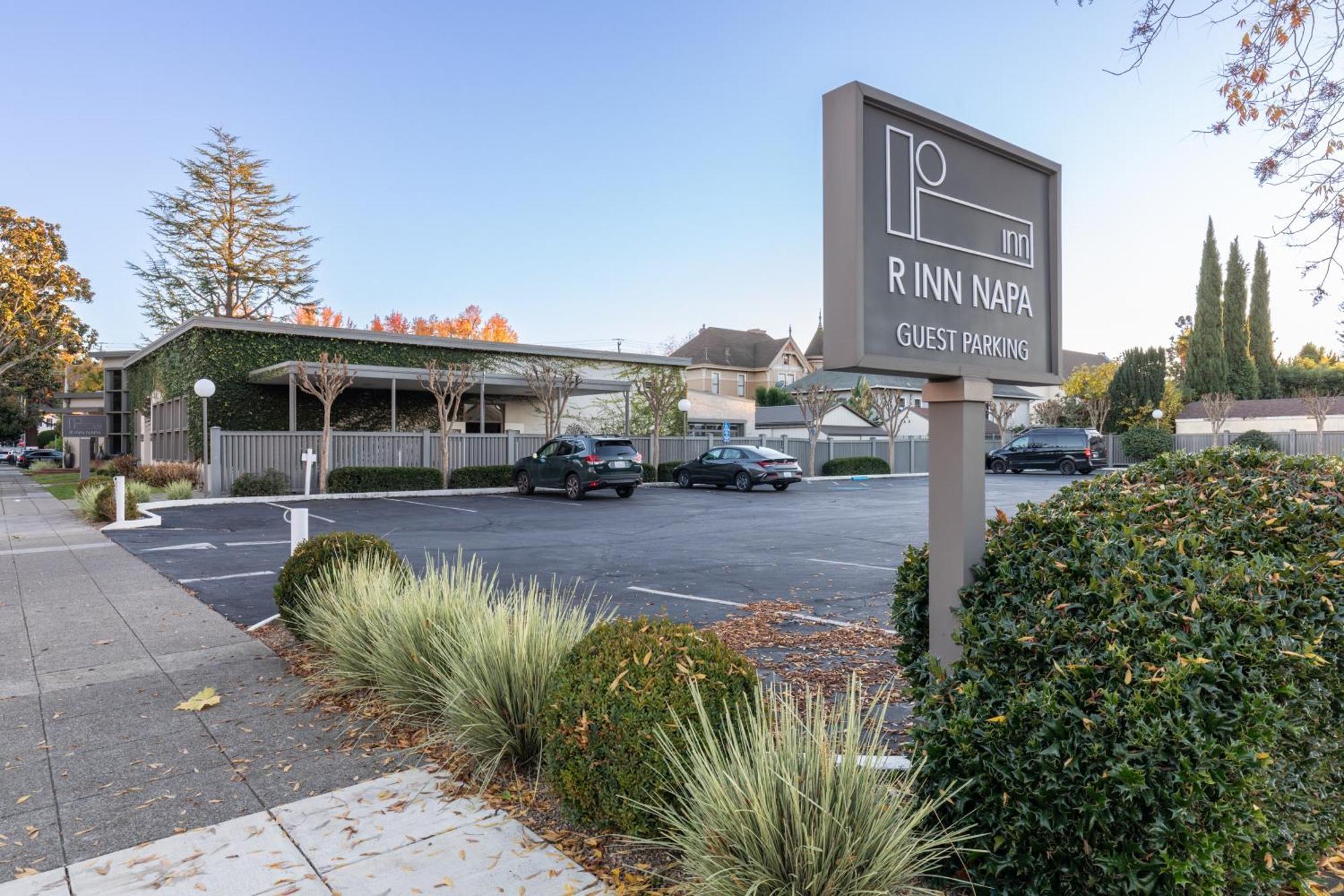 R Inn Napa Exterior photo